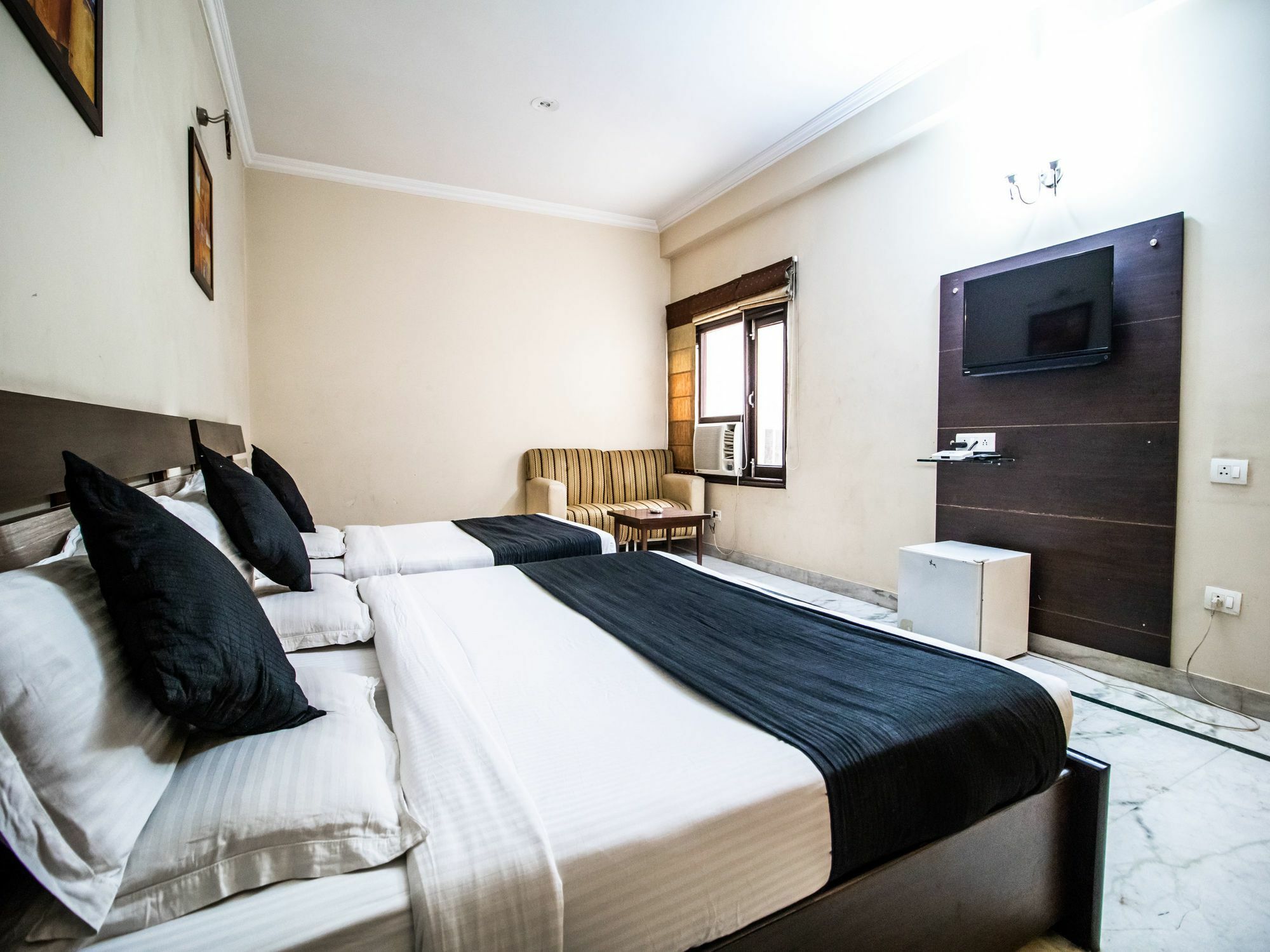 Oyo 1199 Hotel Maharaja Residency Dzsaipur Kültér fotó
